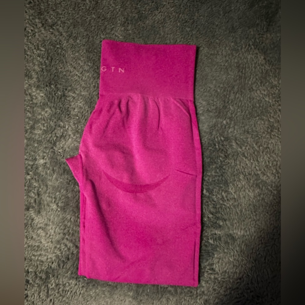 Bright Pink NVGTN Leggings